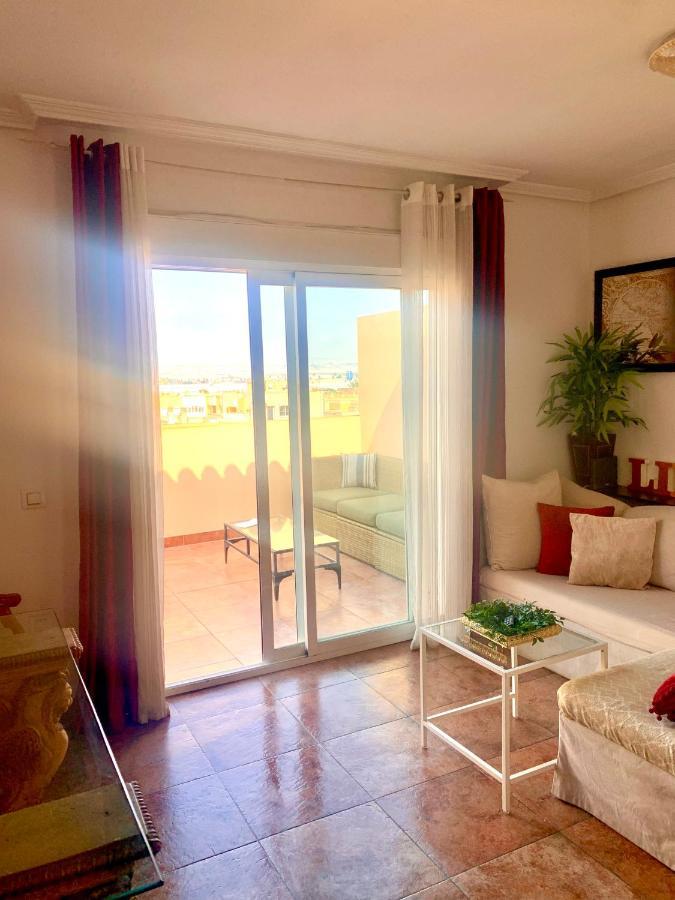 Atico Deluxe Entre Centro Y Playa Salinas Con Terraza, Wifi, Piscina Climatizada, Gym, Sauna Y Garaje -Smart Tv Roquetas de Mar Exteriör bild