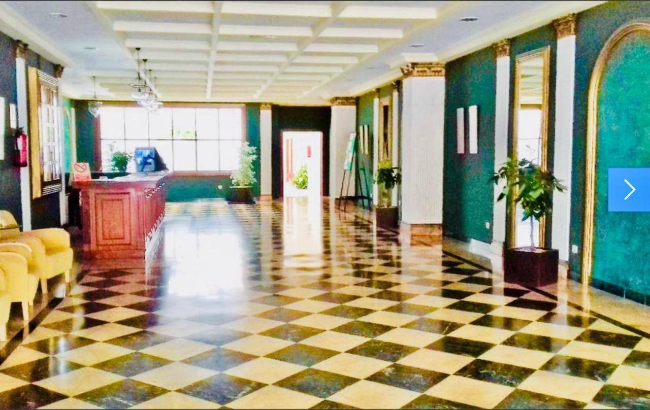 Atico Deluxe Entre Centro Y Playa Salinas Con Terraza, Wifi, Piscina Climatizada, Gym, Sauna Y Garaje -Smart Tv Roquetas de Mar Exteriör bild